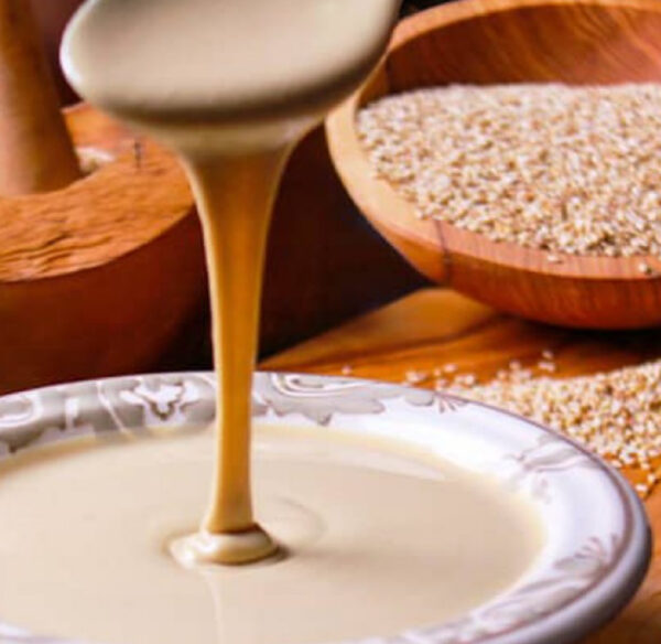 Tahinaطحينة